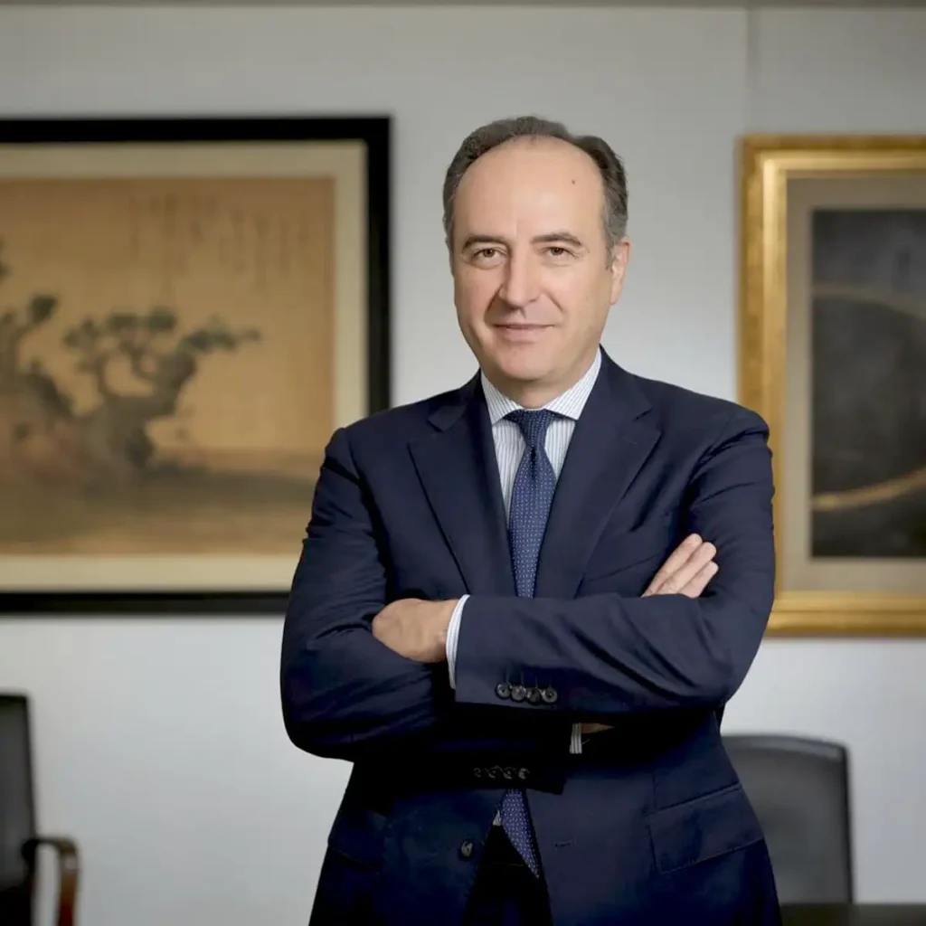 Kunst-Experte bei checkmal.de gibt Tipps zu asiatischer Kunst in Form von Malereien und Bildrollen